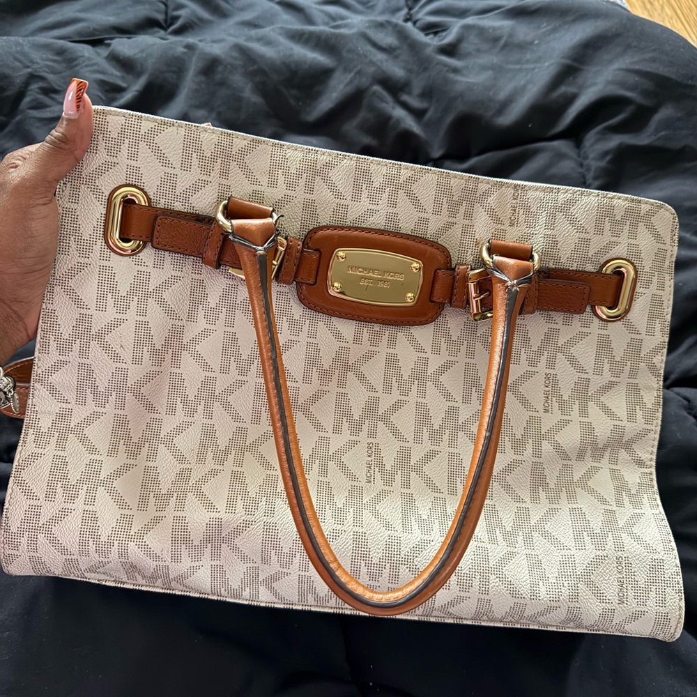 Michael Kors Beige and Tan Logo Tote - Picture 2 of 4